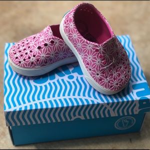 Girls native shoes- pink with white design